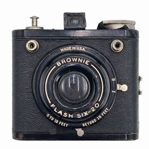 Kodak Brownie Flash Six-20 Fixed Focus 620 Roll Film Vintage Box-Type Camera